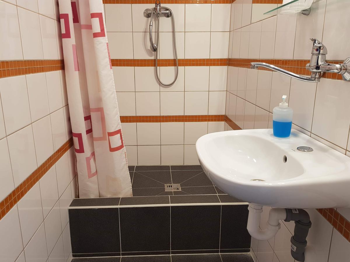 Penzion Mar Hradec Králové Exteriör bild