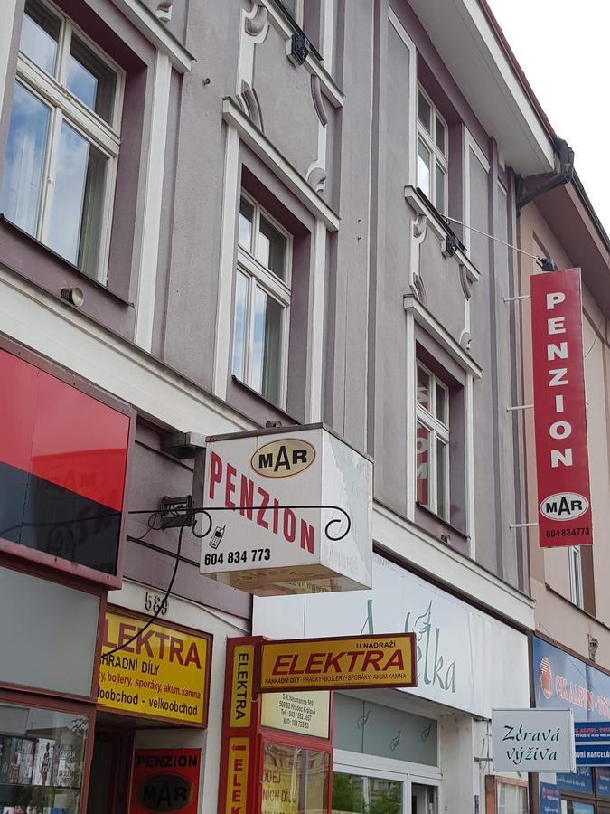 Penzion Mar Hradec Králové Exteriör bild
